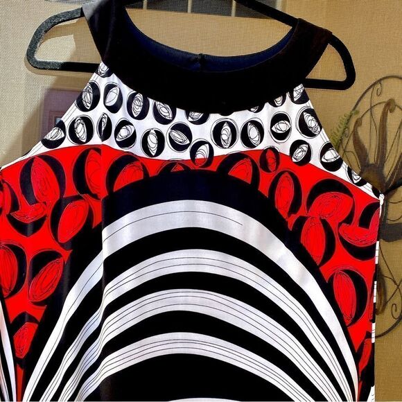RED, BLACK & WHITE GEOMETRICAL SLEEVELESS SHEATH DRESS 14/16 NWOT - Picture 3 of 17